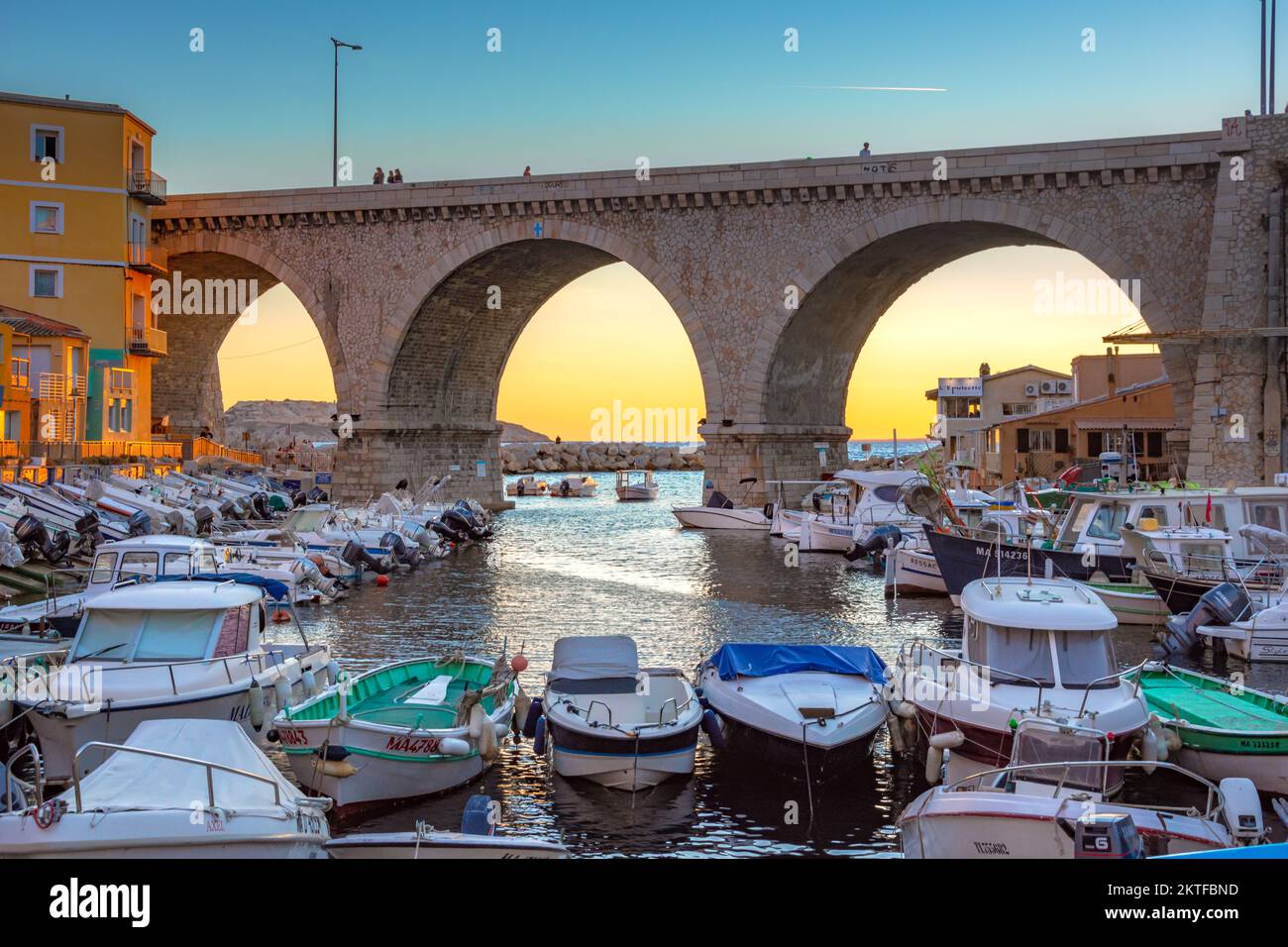 Petit vieux port coloré du Vallon des Auffes, Marseille, France Banque D'Images