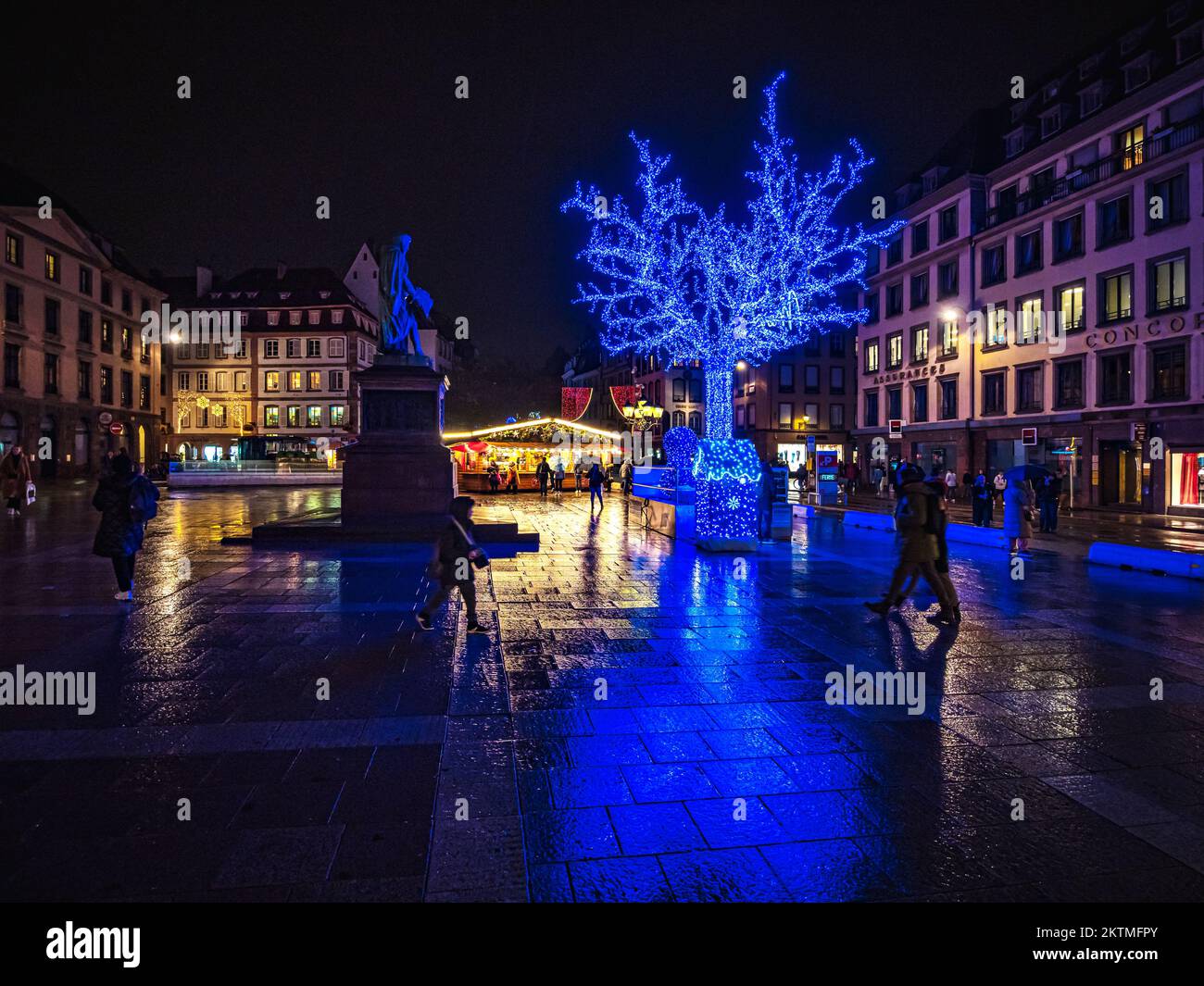 Décorations de Noël dans les rues de Strasbourg, la capitale de Noël. Marché de Noël. France. Banque D'Images