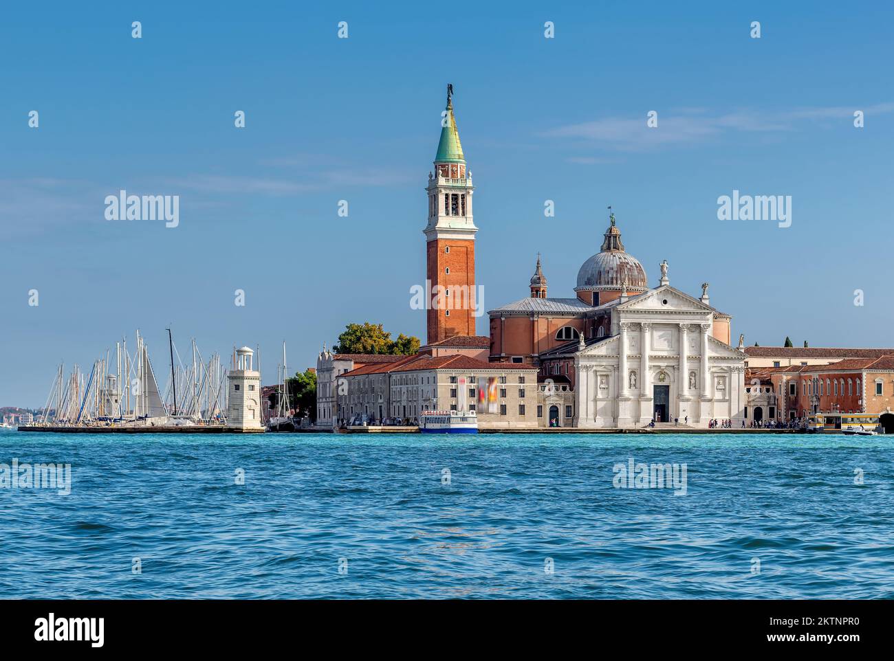Sites touristiques de Venise. San Giorgio Maggiore par la place San Marco, Grand Canal, Venise, Italie Banque D'Images