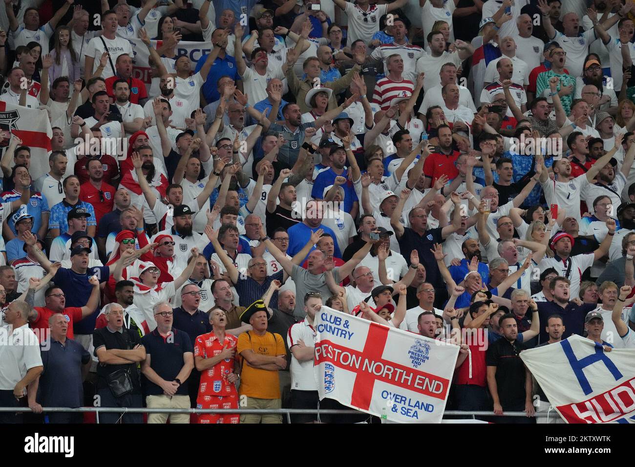 DOHA (QATAR), 11/29/2022 - COUPE DU MONDE/PAYS DE GALLES contre ANGLETERRE - match entre pays de Galles et Angleterre, pour la première phase de la coupe du monde Qatar/Fifa, tenue au stade Ahmad Bin Ali, à Doha, ce mardi (29). Photo par Alexandre Brum/AG. Cadre 31119 (Alexandre Brum/AG. Enquadrar/SPP) crédit: SPP Sport presse photo. /Alamy Live News Banque D'Images