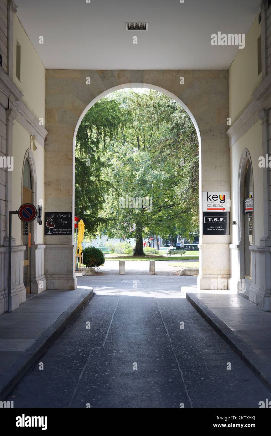 GENÈVE - 11 septembre : centre-ville de Genève sur 11 septembre 2014 à Genève, Suisse. Genève est la deuxième ville la plus peuplée de Suisse et la plus peuplée Banque D'Images