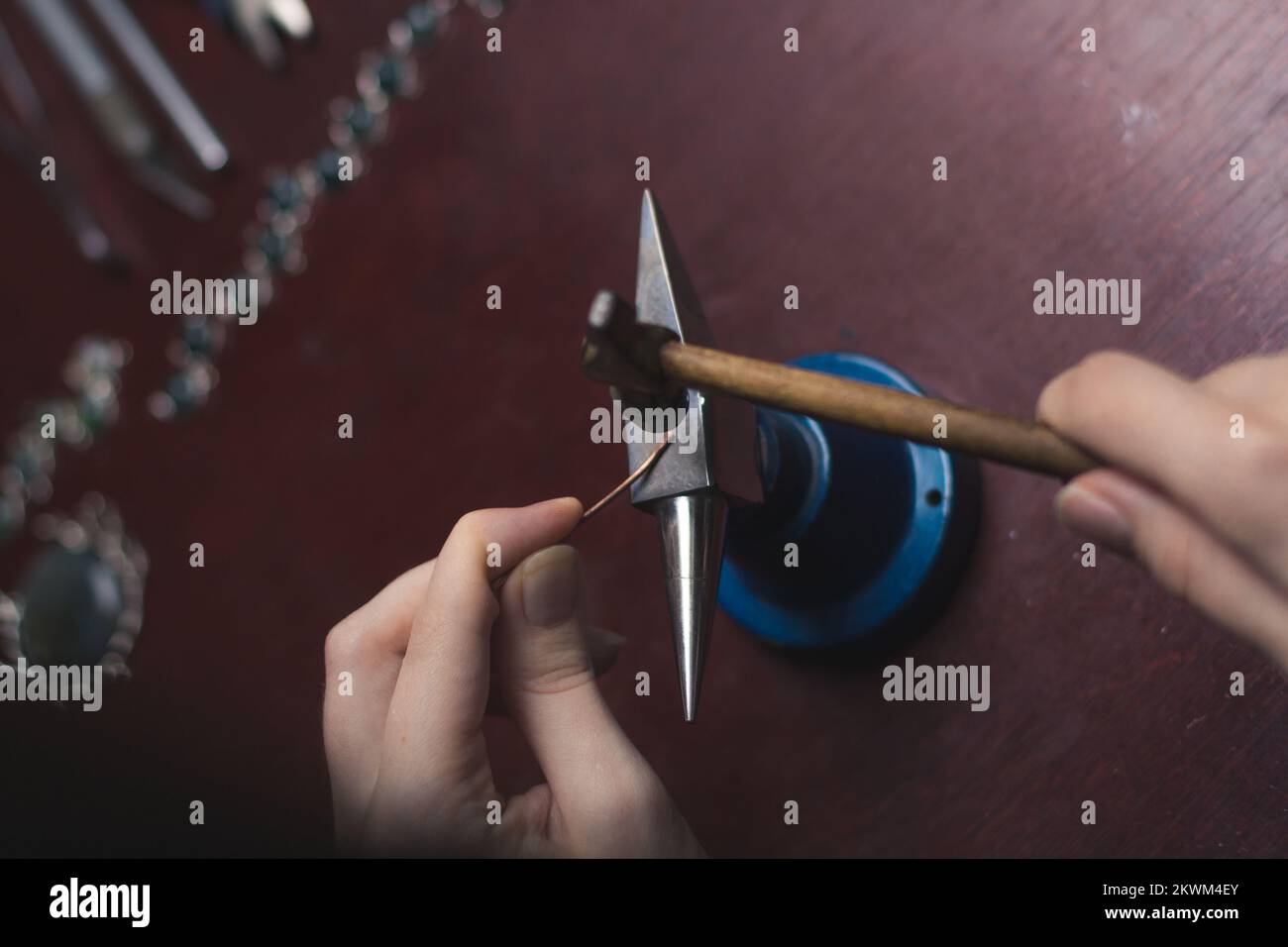 Photo du concept de câble de flexion en gros plan Banque D'Images