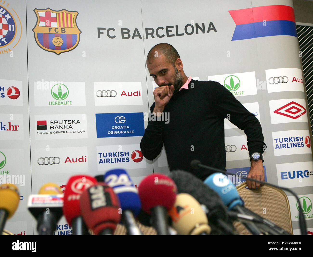 Fiche Football Onze Mondial – Guardiola FC Barcelone – Très Bon État