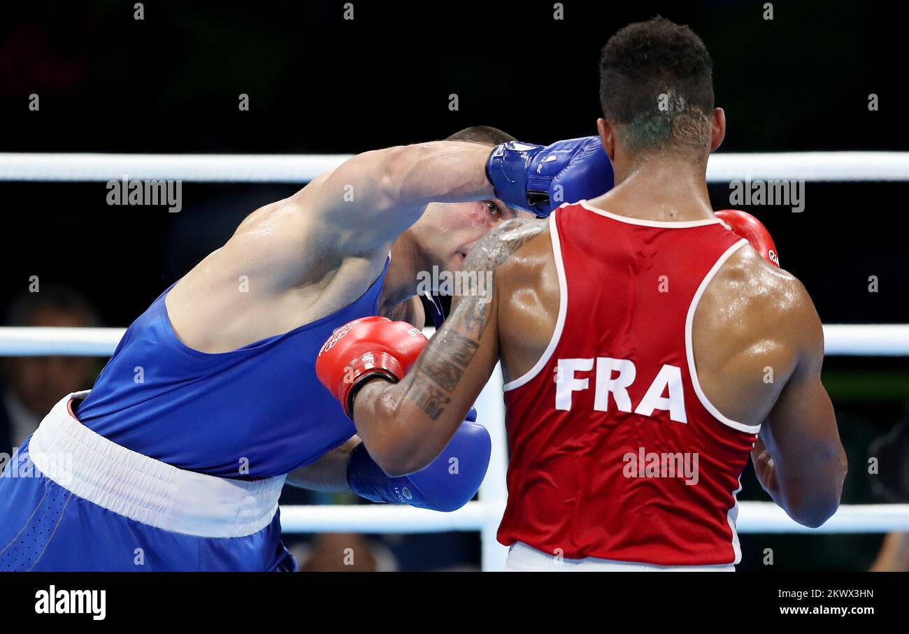 19.08.2016., Rio de Janeiro, Brésil - Jeux Olympiques RIO 2016., boxe, hommes très lourds de plus de 91 kg, seminfinales, Tony Yoka (FRA) - Filip Hrgovic (CRO). Banque D'Images