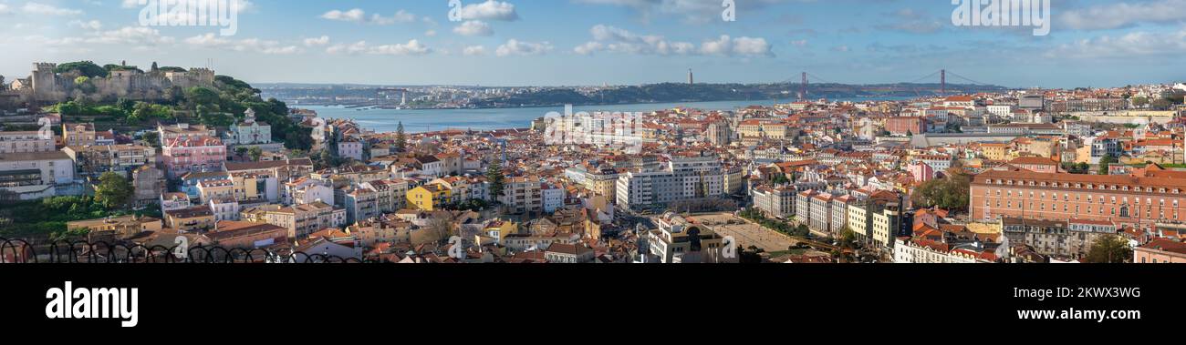 Vue panoramique aérienne de Lisbonne avec tous les principaux monuments - Lisbonne, Portugal Banque D'Images