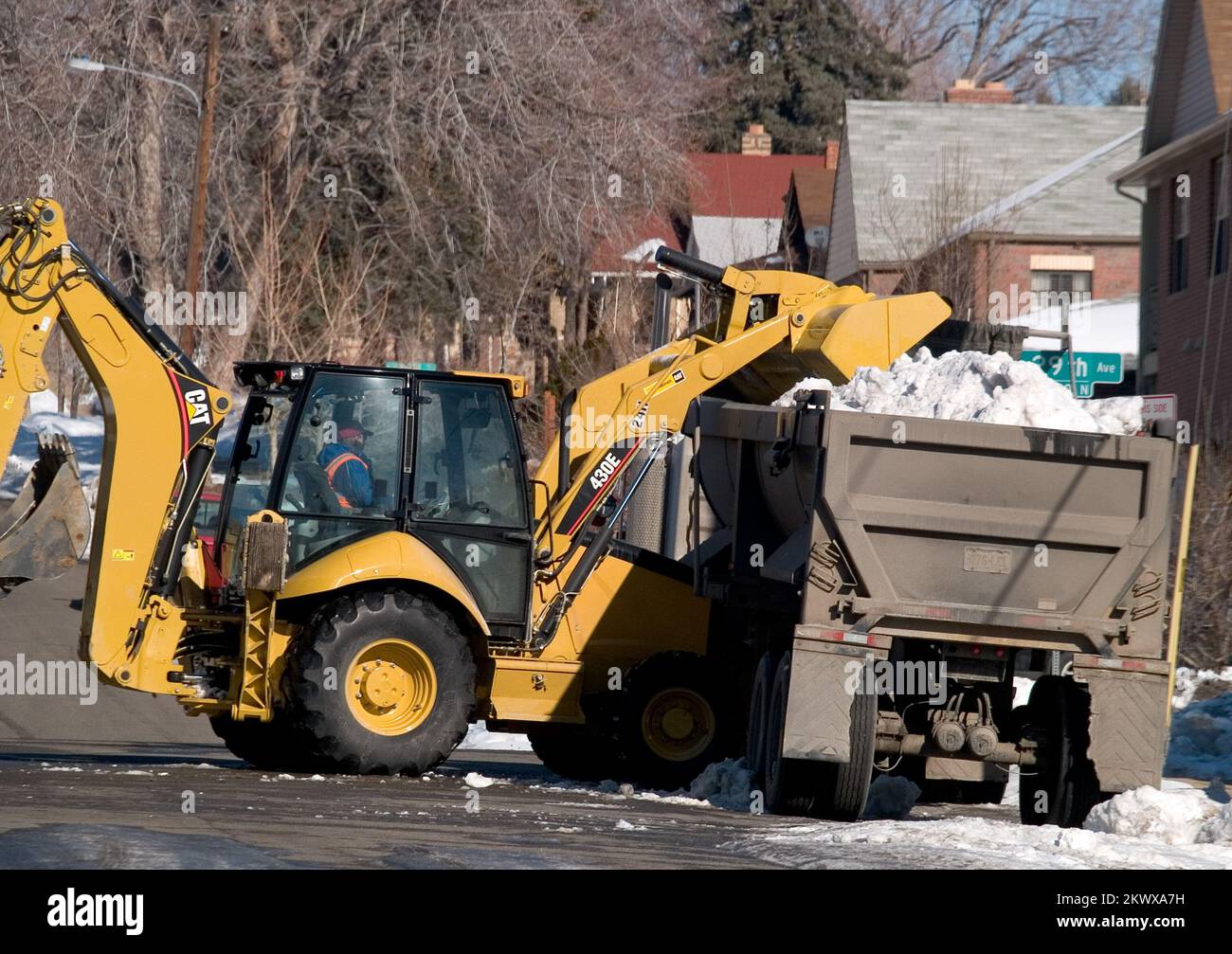 Snow, Denver, Colorado, janvier 19 2007 - les équipes de Denver travaillent à éliminer la neige d'une accumulation de trois tempêtes en trois semaines. Michael Rieger/FEMA... Photographies relatives aux programmes, aux activités et aux fonctionnaires de gestion des catastrophes et des situations d'urgence Banque D'Images