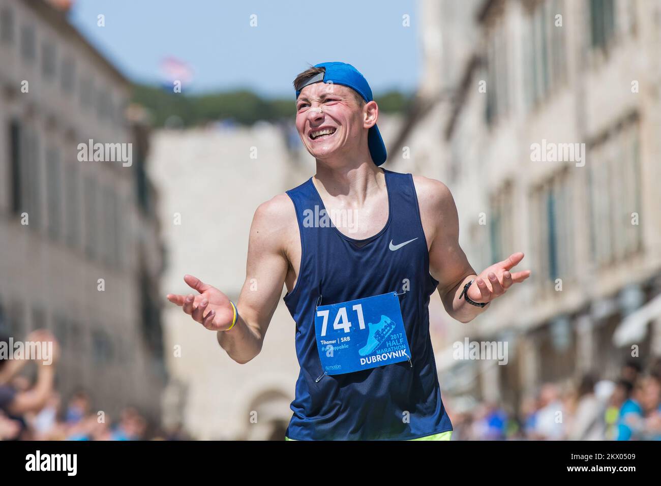 30.04.2017., Dubrovnik, Croatie - le point fort du Motion - les jours des coureurs Dubrovnik est la course de semi-marathon. Le semi-marathon de Dubrovnik est la course avec une approbation cinq étoiles par European Athletics. La route du semi-marathon est de 21,1 kilomètres de long avec le départ et la fin sur Stradun, la rue la plus célèbre et la plus longue de Dubrovnik et continue à l'extérieur de la vieille ville jusqu'à la Rijeka dubrovacka. Tihamer Szirak. Photo: Grgo Jelavic/PIXSELL Banque D'Images