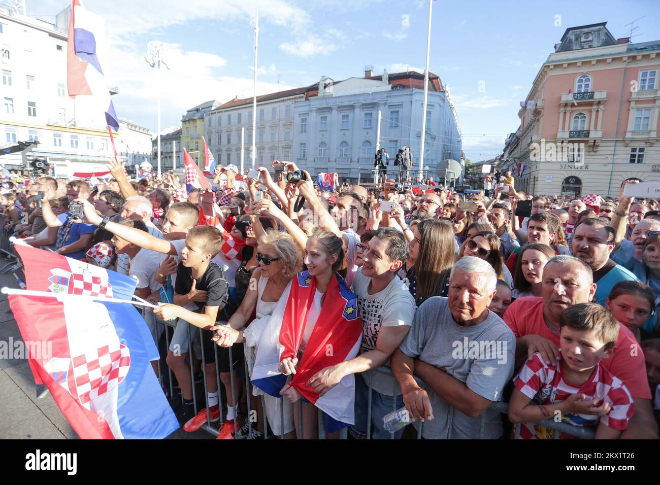 30.07.2017.,Zagreb - cérémonie d'accueil de l'équipe croate de water-polo après avoir remporté le Championnat du monde contre la Hongrie. Les citoyens ont accueilli l'équipe et fêté avec de nouveaux champions sur la place principale. Photo: Luka Stanzl/PIXSELL Banque D'Images