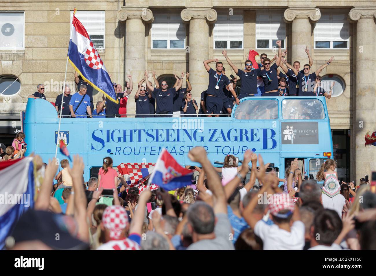 30.07.2017.,Zagreb - cérémonie d'accueil de l'équipe croate de water-polo après avoir remporté le Championnat du monde contre la Hongrie. Les citoyens ont accueilli l'équipe et fêté avec de nouveaux champions sur la place principale. Photo: Luka Stanzl/PIXSELL Banque D'Images