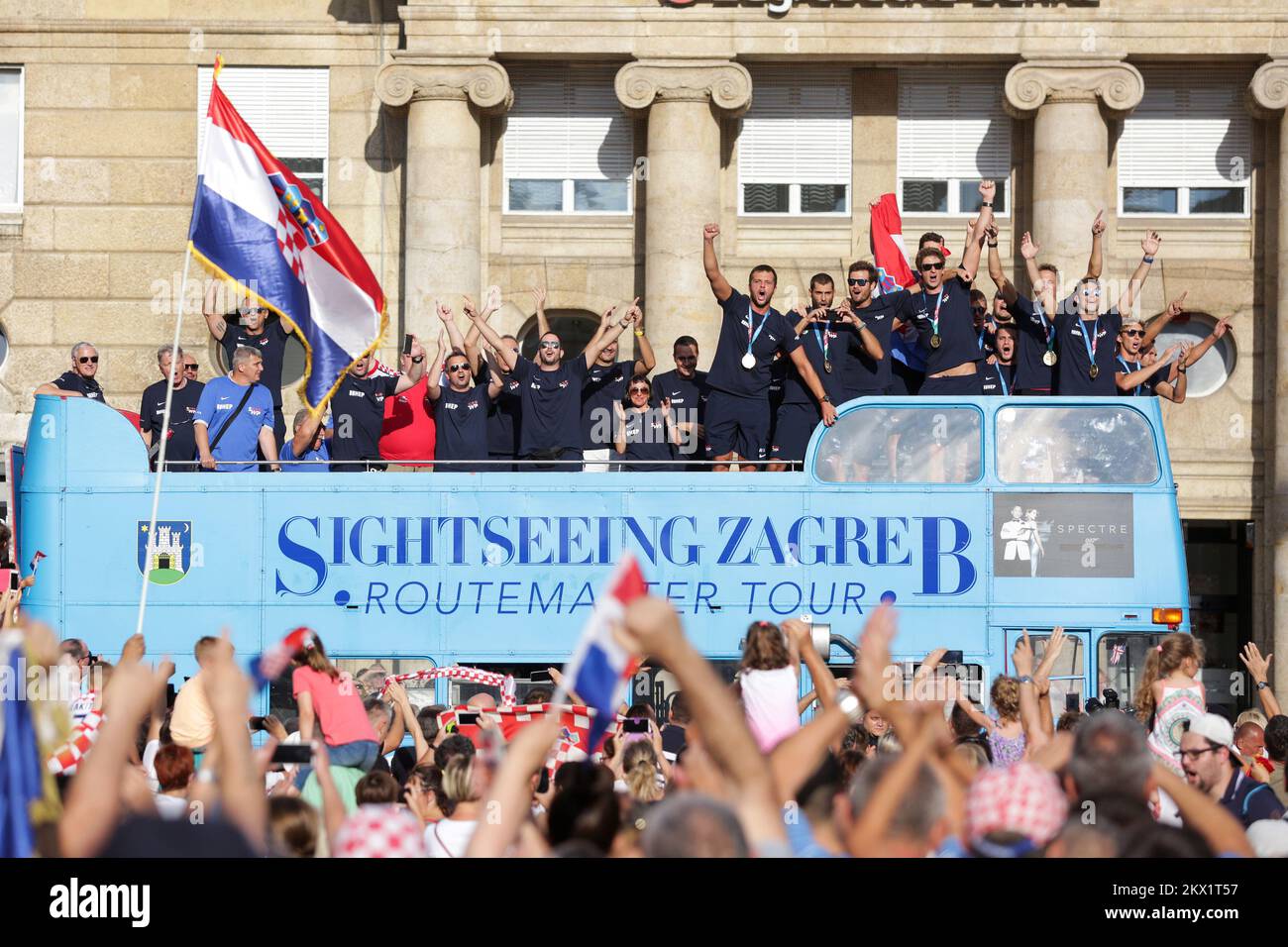 30.07.2017.,Zagreb - cérémonie d'accueil de l'équipe croate de water-polo après avoir remporté le Championnat du monde contre la Hongrie. Les citoyens ont accueilli l'équipe et fêté avec de nouveaux champions sur la place principale. Photo: Luka Stanzl/PIXSELL Banque D'Images