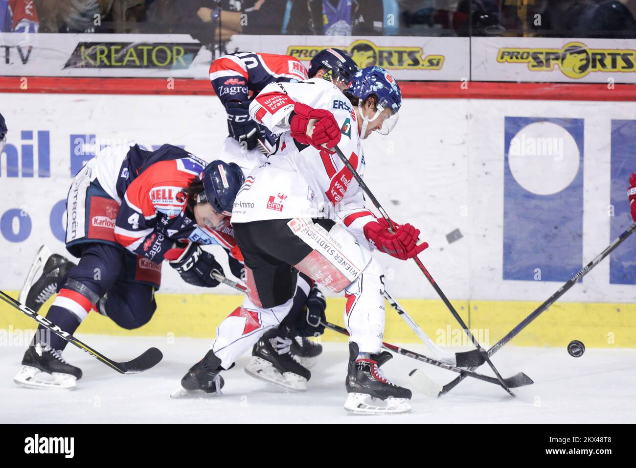 14.01.2018. Croatie, Zagreb - Ebel League, KHL Medvescak Zagreb - HC TWK Innsbruck. David Brine photo: Luka Stanzl/PIXSELL Banque D'Images