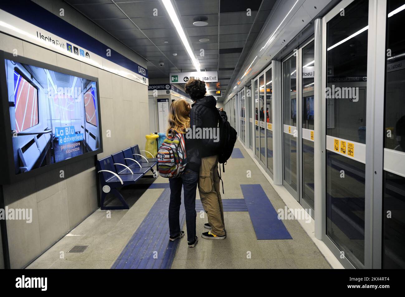 - Milano, la nuova linea 4 della Metropolitana - Milan, la nouvelle ligne de métro 4 Banque D'Images