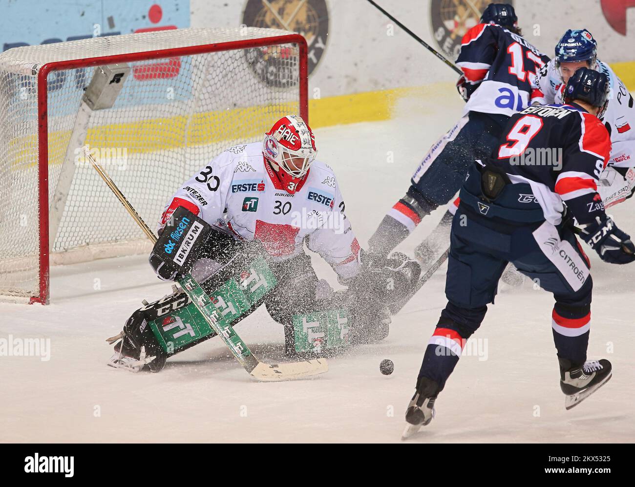 27.02.2018., Zagreb, Croatie - Ebel League, KHL Medvescak - HC TWK Innsbruck. Rene Swette photo: Jurica Galoic/PIXSELL Banque D'Images