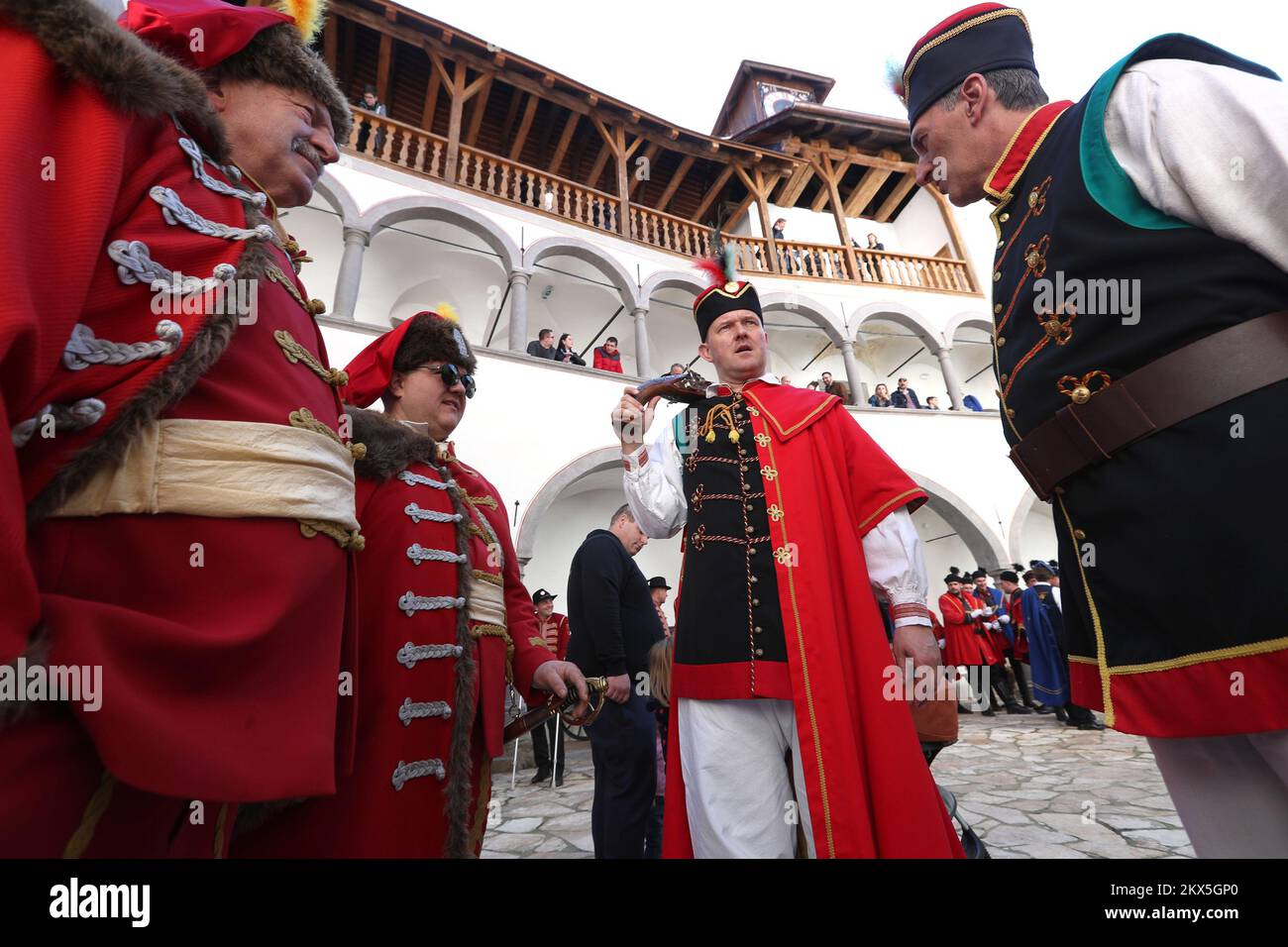 02.04.2018., Desinic, Croatie - Festival des associations de flintlock et promotion des techniques de tir de flintlock. Cet événement promeut et présente la coutume traditionnelle de tirer un flotlock à l'heure de Pâques en croate Zagorje. Photo: Robert Anic/PIXSELL Banque D'Images