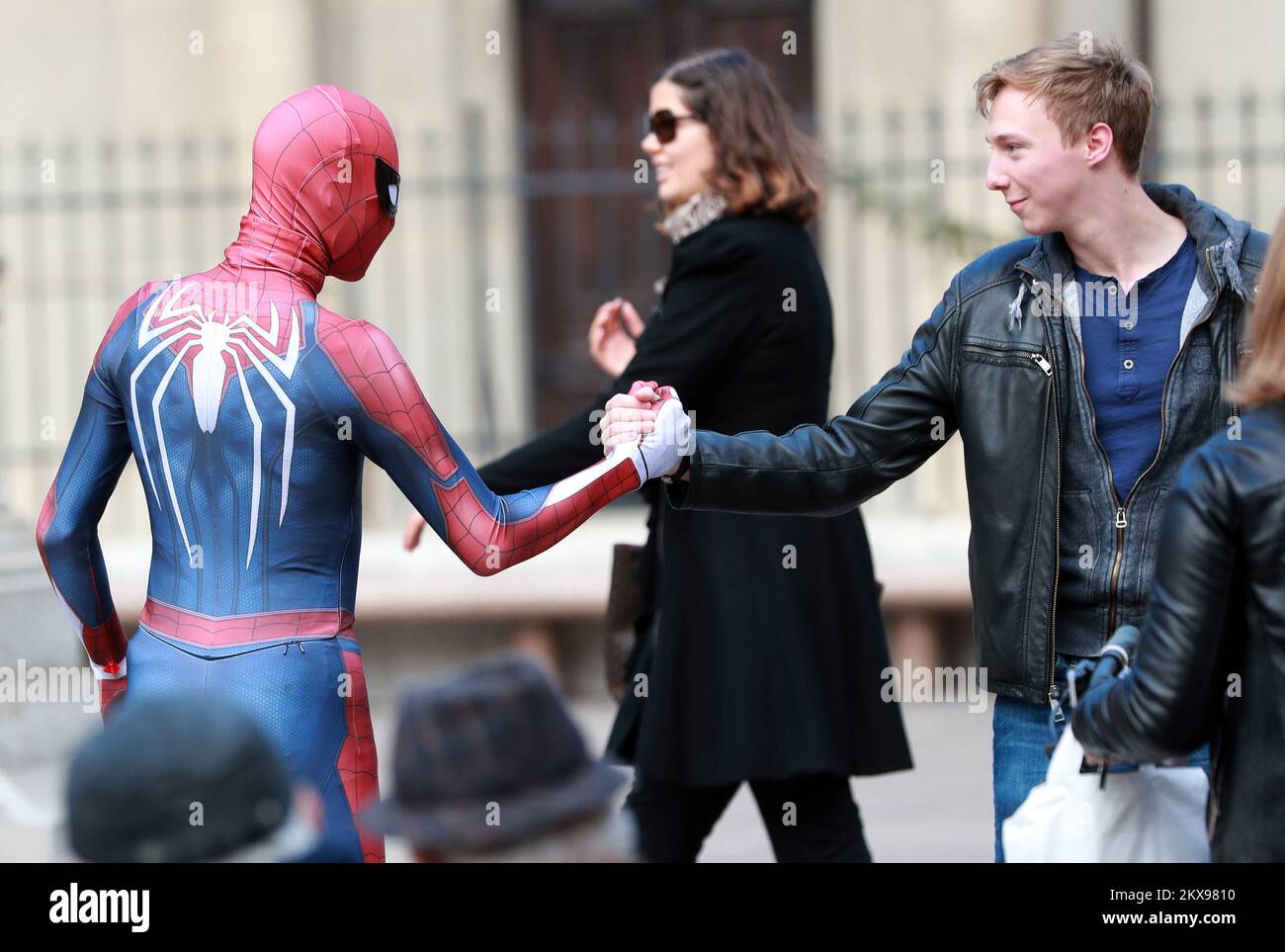 14.11.2018., Zagreb, Croatie - Spiderman a marché dans le centre-ville  photo: Sanjin Strukic/PIXSELL Photo Stock - Alamy