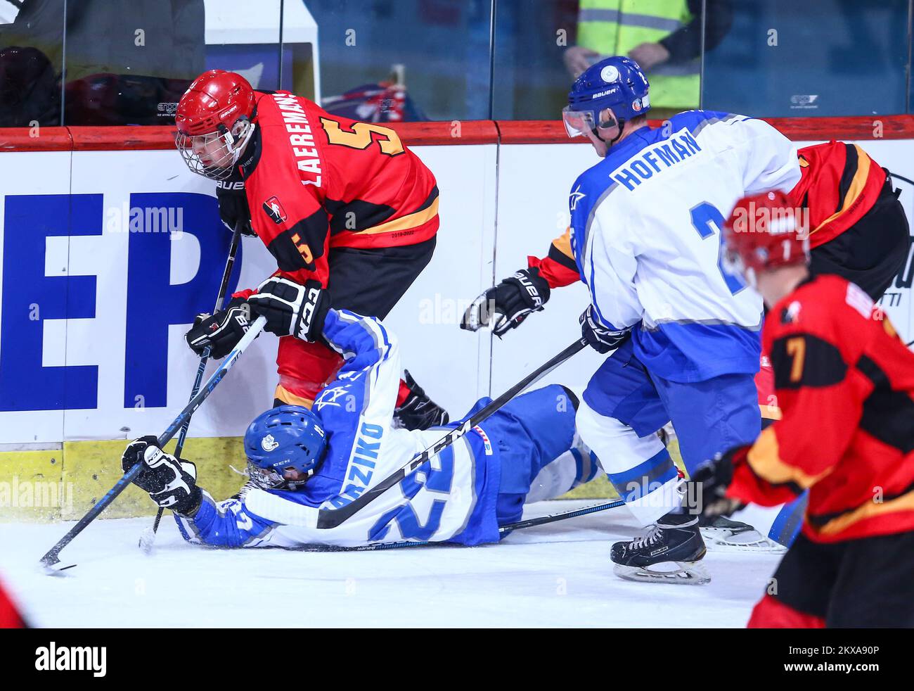 15.01.2019., Zagreb, Croatie - Championnat du monde U20 de hockey sur glace 2019, Division II, groupe 2, tour 1, Israël - Belgique. Basim Laeremans, Daniel Marziko, Dan Hoffmann photo: Igor Soban/PIXSELL Banque D'Images