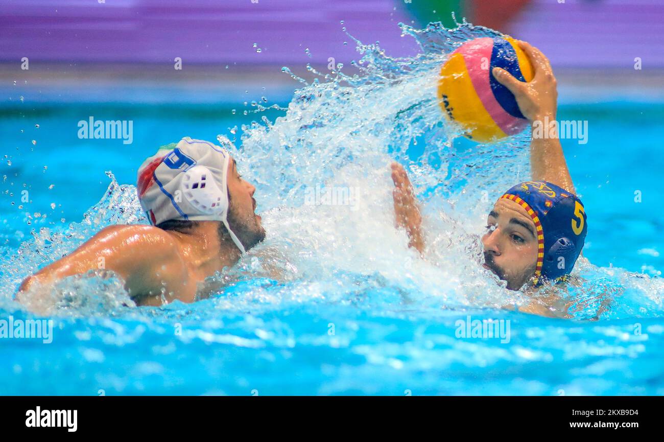 07.04.2019., Sports Park Mladost, Zagreb, Croatie - coupe Europa de la FINA Water polo World League 2019, match de médaille de bronze, Espagne contre Italie. Felipe Perrone. Photo: Slavko Midzor/PIXSELL Banque D'Images