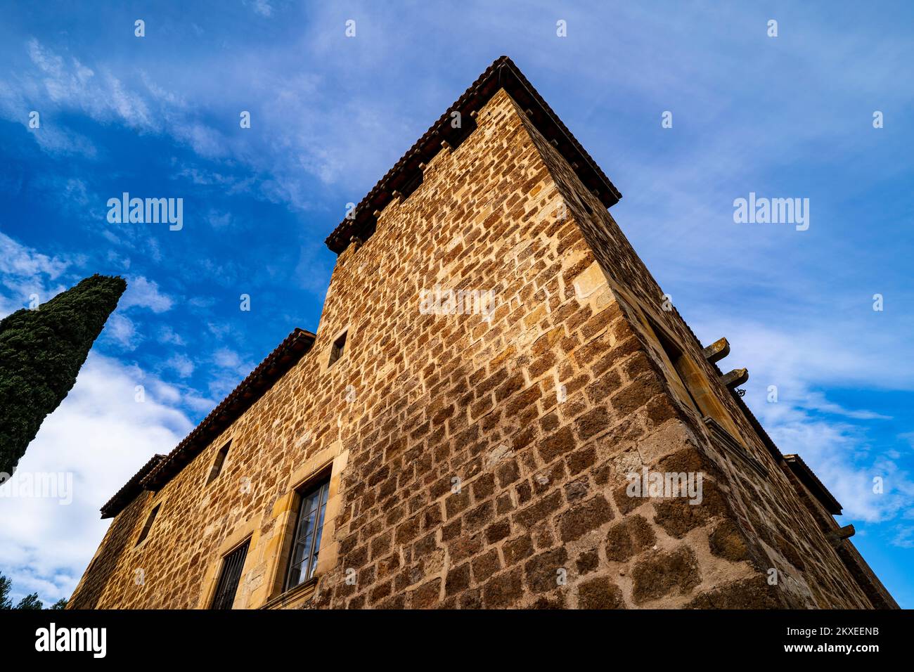 Torre Negre, une maison fortifiée de 12th ans à Sant Cugat del Valles, acquise par le conseil municipal en 2022 (Ajuntament de Sant Cugat). Banque D'Images