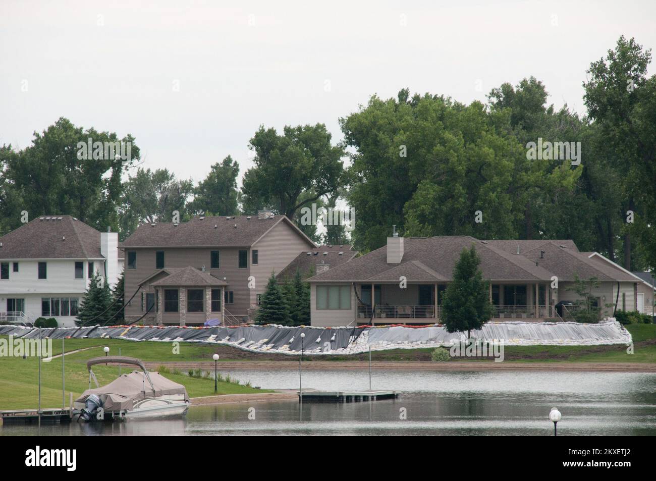 011070811 les maisons de Mandan ND sont préparées en cas d'inondation. Inondations dans le Dakota du Nord. Photographies relatives aux programmes, aux activités et aux fonctionnaires de gestion des catastrophes et des situations d'urgence Banque D'Images