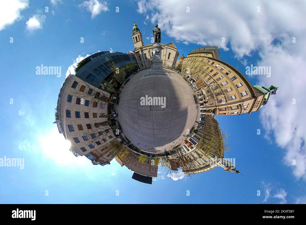 01.04.2020., Zagreb, Croatie - 360 vue minuscule sur la planète des rues vides de la ville pendant la pandémie du coronavirus. Place Petar Preradovic. Photo: Davor Puklavec/PIXSELL Banque D'Images