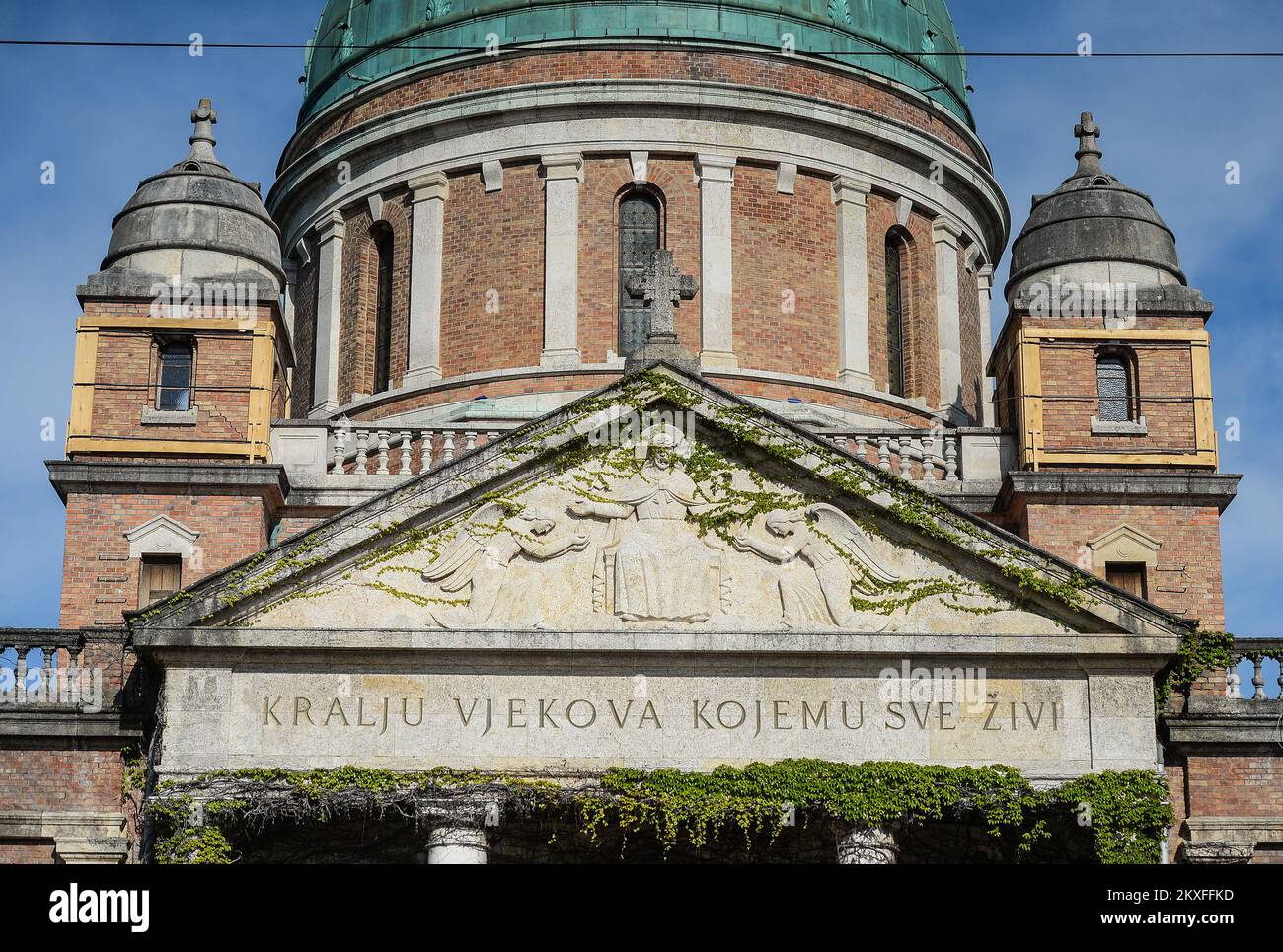 21.04.2020., Zagreb, Croatie - le cimetière de la ville de Mirogoj a été endommagé lors du tremblement de terre de Zagren le 22. Mars 2020. Photo: Marko Prpic/PIXSELL Banque D'Images