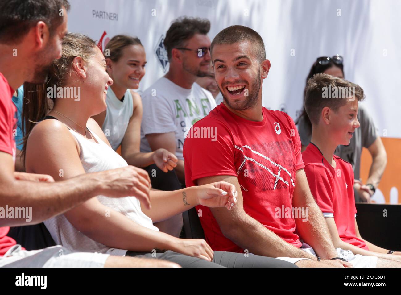 Ana Konjuh, joueur de tennis croate, et Borna Coric, lors d'une conférence de presse dans le cadre du tournoi de tennis du premier plan de Croatie à Osijek, en Croatie, sur 04 juin 2020. Photo: Dubravka Petric/PIXSELL Banque D'Images