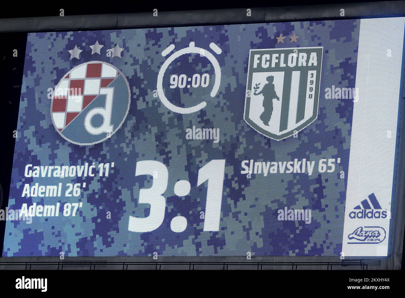 Score sur le tableau de bord après le match de l'UEFA Europa League entre le GNK Dinamo Zagreb et le FC Flora Tallinn au Stadion Maksimir sur 1 octobre 2020 à Zagreb, en Croatie. Les stades de football de toute l'Europe restent vides en raison de la pandémie du coronavirus, car les lois de distanciation sociale du gouvernement interdisent aux fans de se rendre dans les lieux, ce qui entraîne le jeu de présentoirs derrière des portes fermées. Photo: Goran Stanzl/PIXSELL Banque D'Images