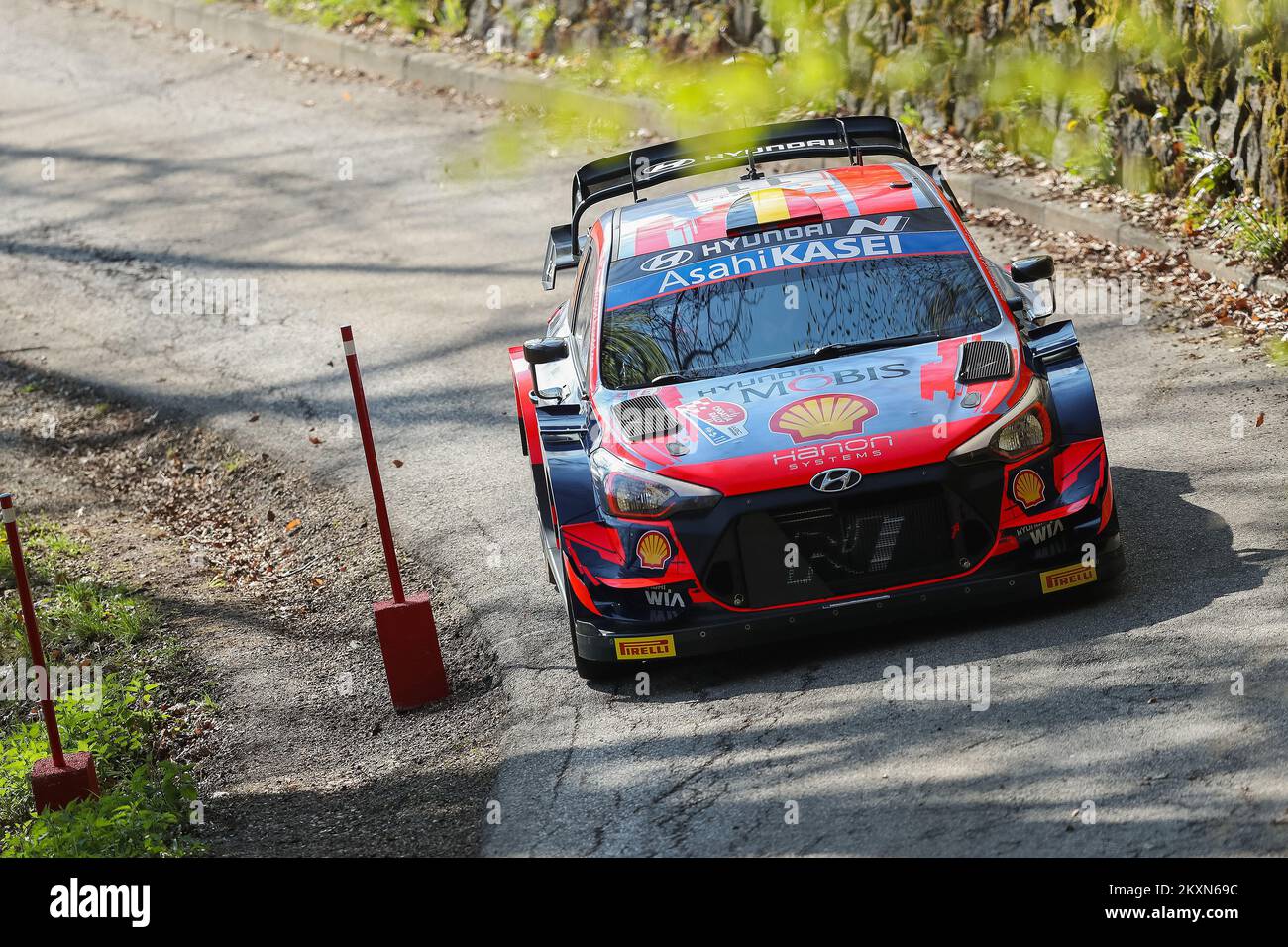 Thierry Neuville de Belgique et Martijn Wydaeghe de Belgique rivalisent avec leur Hyundai Shell MOBIS Hyundai coupé Hyundai i20 coupé WRC lors du championnat du monde de rallye de la FIA Croatie à Zagreb, Croatie sur 22 avril 2021. Photo: Luka Stanzl/PIXSELL Banque D'Images