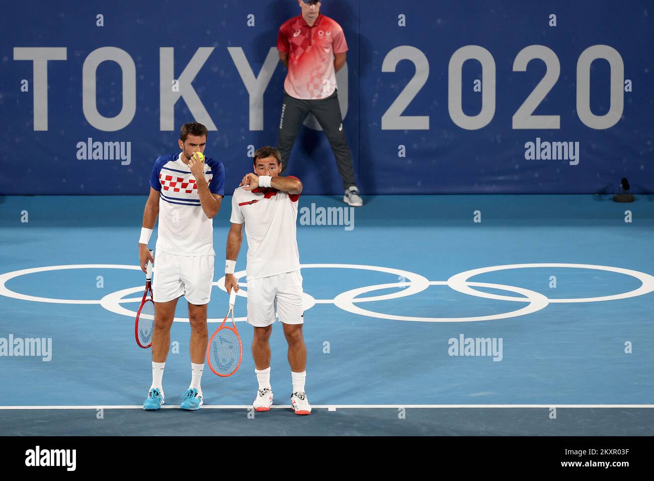 Ivan Dodig de Team Croatia et Marin Cilic de Team Croatia jouent Mate Pavic de Team Croatia et Nikola Mektic de Team Croatia lors de leur match des deux fois finales hommes le septième jour des Jeux Olympiques de Tokyo 2020 au Parc de tennis Ariake sur 30 juillet 2021 à Tokyo, Japon. Photo: Igor Kralj/PIXSELL Banque D'Images