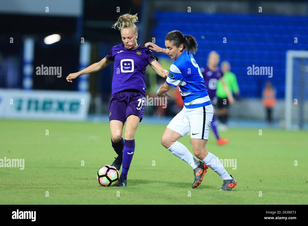 Sarah Wijnants d'Anderlecht et Maja Joscak de ZNK Osijek lors d'un match du groupe de course 3 des champions de la Ligue des champions de l'UEFA entre ZNK Osijek et Anderlecht au stade Gradski Vrt, sur 21 août 2021, à Osijek, en Croatie. Photo: Davor Javorovic/PIXSELL Banque D'Images