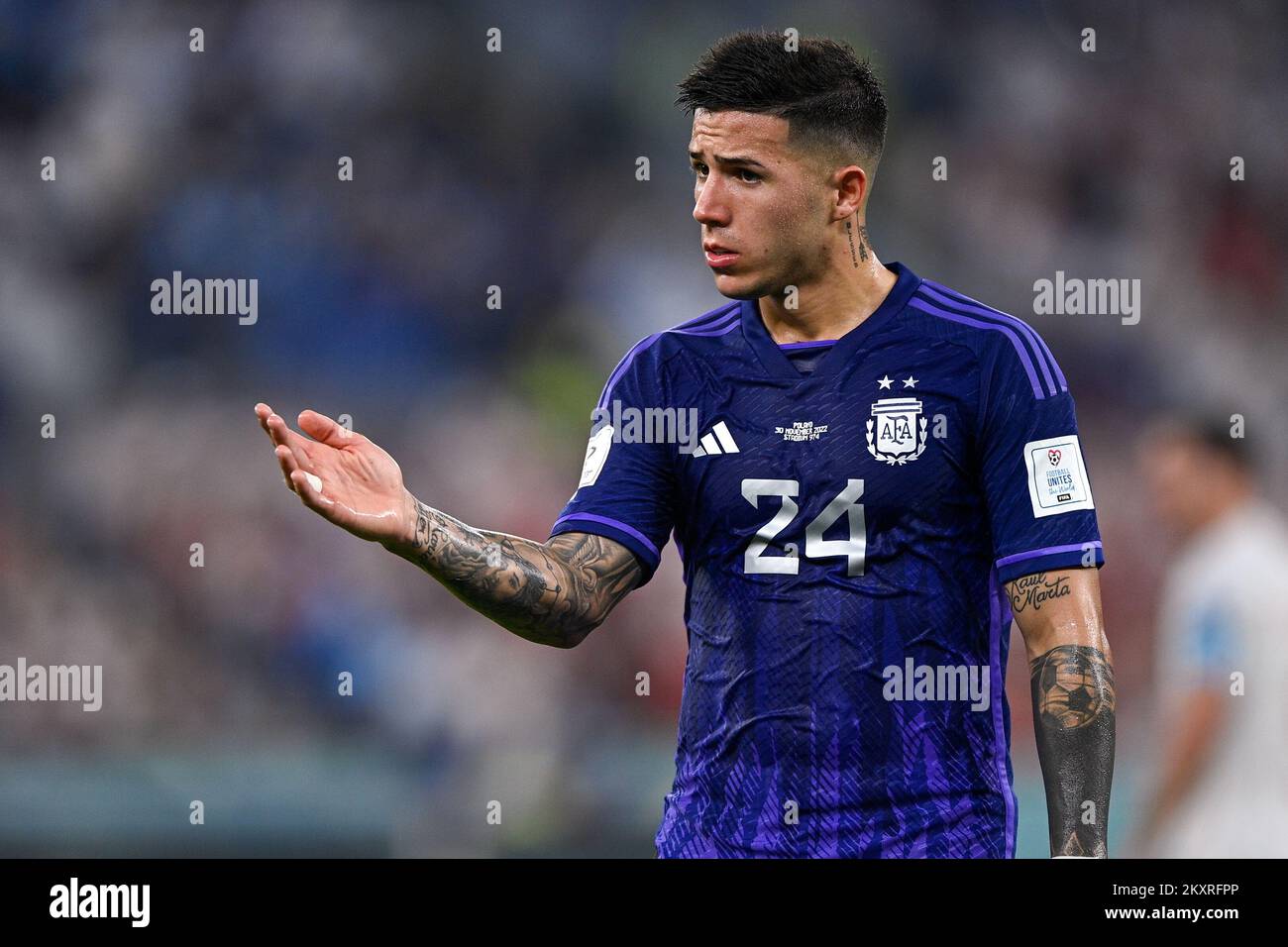 Doha, Qatar. 30th novembre 2022. DOHA, QATAR - NOVEMBRE 30: Enzo Fernandez de l'Argentine réagit lors du match du groupe C - coupe du monde de la FIFA Qatar 2022 entre la Pologne et l'Argentine au stade 974 sur 30 novembre 2022 à Doha, Qatar (photo de Pablo Morano/BSR Agency) crédit: BSR Agency/Alay Live News Banque D'Images