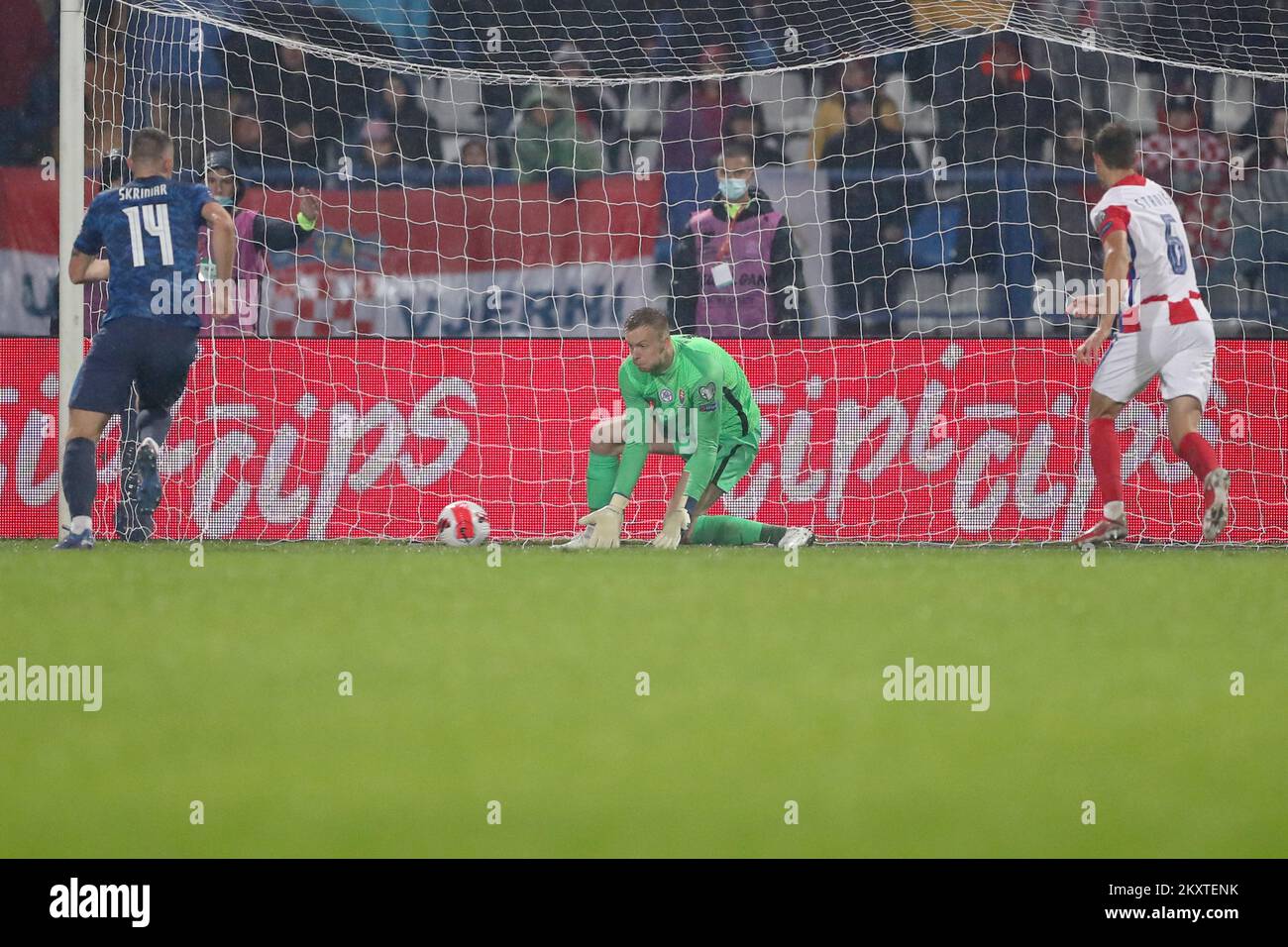 Le gardien de but Marek Rodak de Slovaquie en action lors du match de qualification H de la coupe du monde de la FIFA 2022 entre la Croatie et la Slovaquie au stade Gradski Vrt sur 11 octobre 2021 à Osijek, Croatie. Photo: Luka Stanzl/PIXSELL Banque D'Images