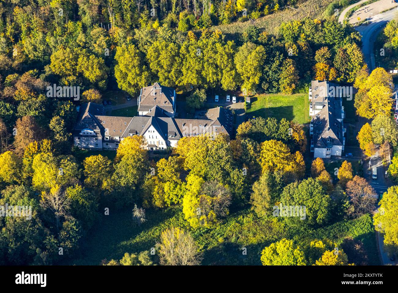 Vue aérienne, St-Suitbert-Haus, vie assistée, Brauck, Gladbeck, Région de la Ruhr, Rhénanie-du-Nord-Westphalie, Allemagne, foyer pour personnes âgées, maison de retraite, Banque D'Images