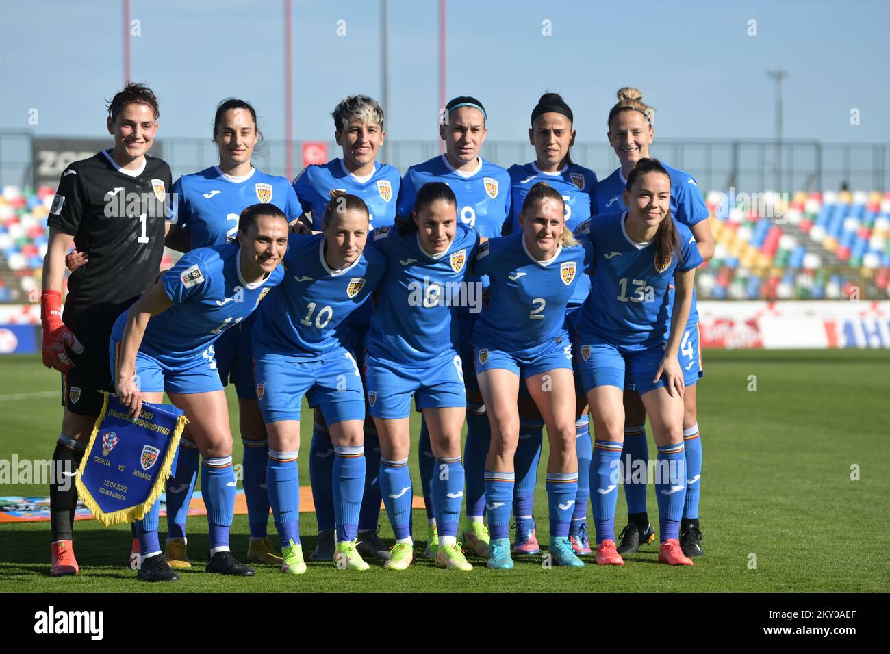 Joueurs de football roumains pendant le match à Velika Gorica près de Zagreb, Croatie sur 12 avril 2022. Le match des femmes croates Une équipe nationale contre la Roumanie dans le cadre des qualifications pour la coupe du monde qui se tiendra en 2023 en Australie et en Nouvelle-Zélande. Photo: Igor Soban/PIXSELL Banque D'Images