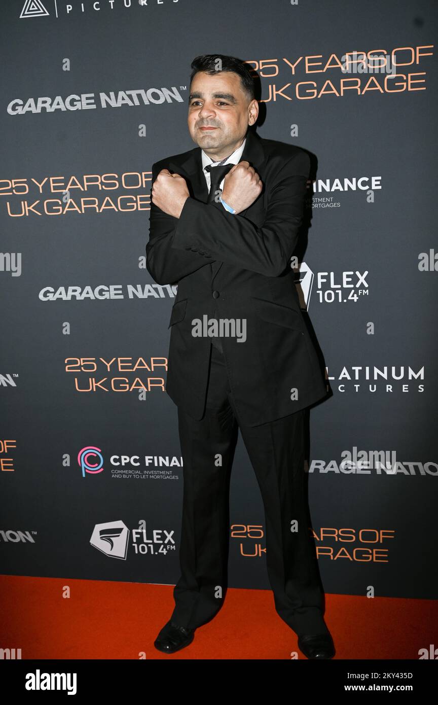 Vue Leicester Square, Londres, Royaume-Uni. 30th novembre 2022. Jason Kaye participe aux 25 ans de UK garage - UK Premiere. Crédit : voir Li/Picture Capital/Alamy Live News Banque D'Images