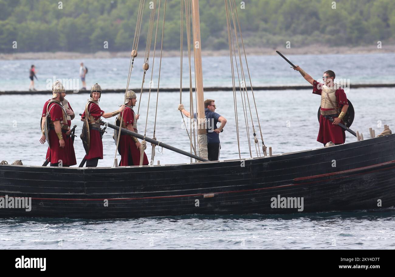 Tournage de la troisième saison des Vikings : Walhalla, produit par Metropolitan films International d'Ireland, la chaîne d'histoire du Canada et MGM Television de l'USAâ€™s pour Netflix à la forteresse de St. Nicholas à Sibenik, Croatie, on 29 septembre 2022. Photo: Dusko Jaramaz/PIXSELL Banque D'Images