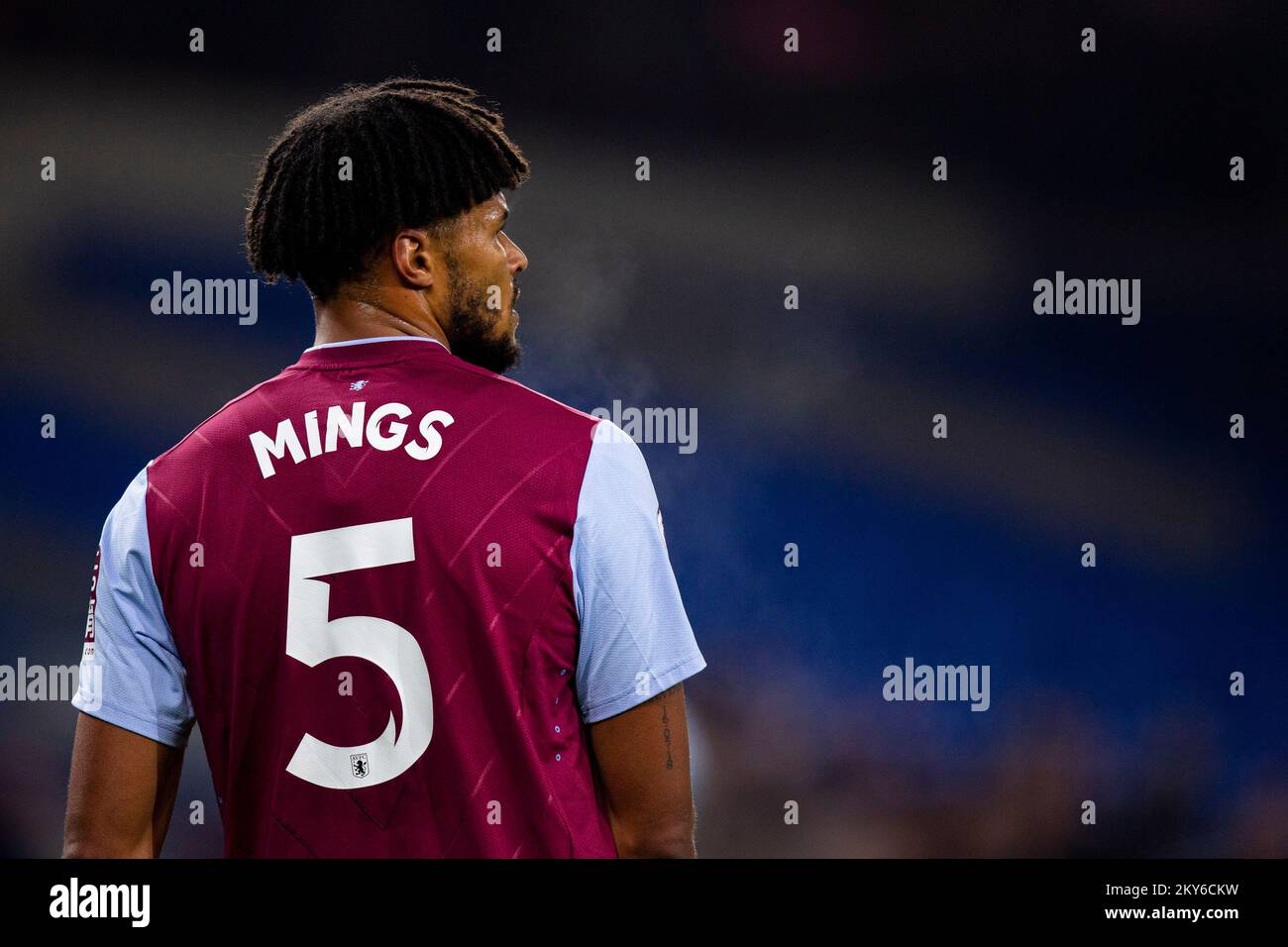 Cardiff, Royaume-Uni. 30th novembre 2022. Tyrone Mings d'Aston Villa en action. Cardiff City v Aston Villa au Peter Whittingham Memorial Match au Cardiff City Stadium le 30th novembre 2022. Crédit : Lewis Mitchell/Alay Live News Banque D'Images