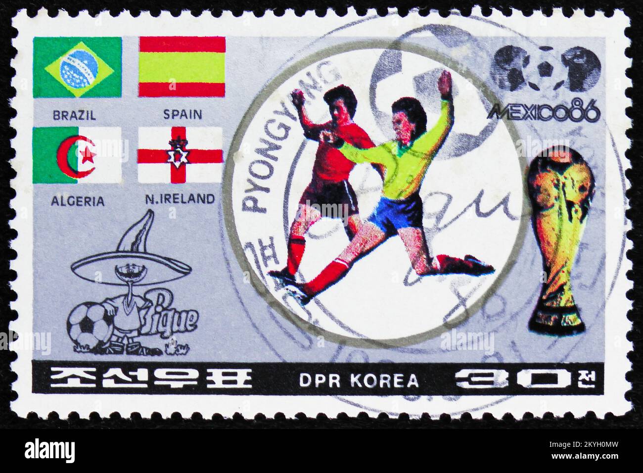 MOSCOU, RUSSIE - 29 OCTOBRE 2022 : le timbre-poste imprimé en Corée montre la coupe du monde de la FIFA 1986 - Mexique, série, vers 1986 Banque D'Images