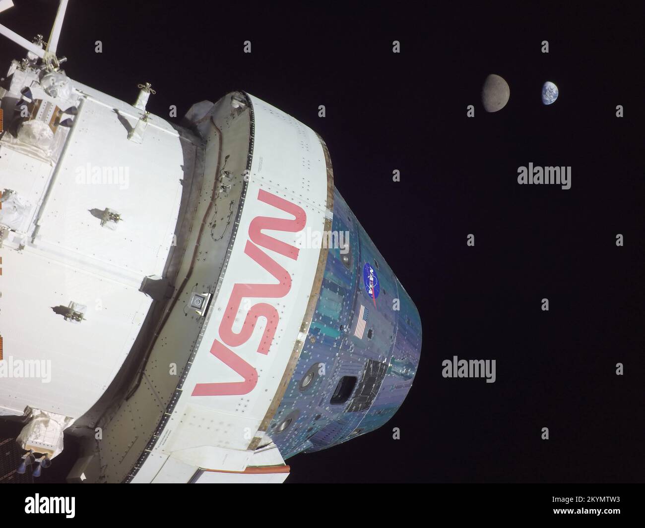 Le lundi 28 novembre 2022, l'engin spatial Orion de la NASA a atteint sa  distance maximale de la Terre lors de la mission Artemis I, à 268 563  kilomètres de notre planète