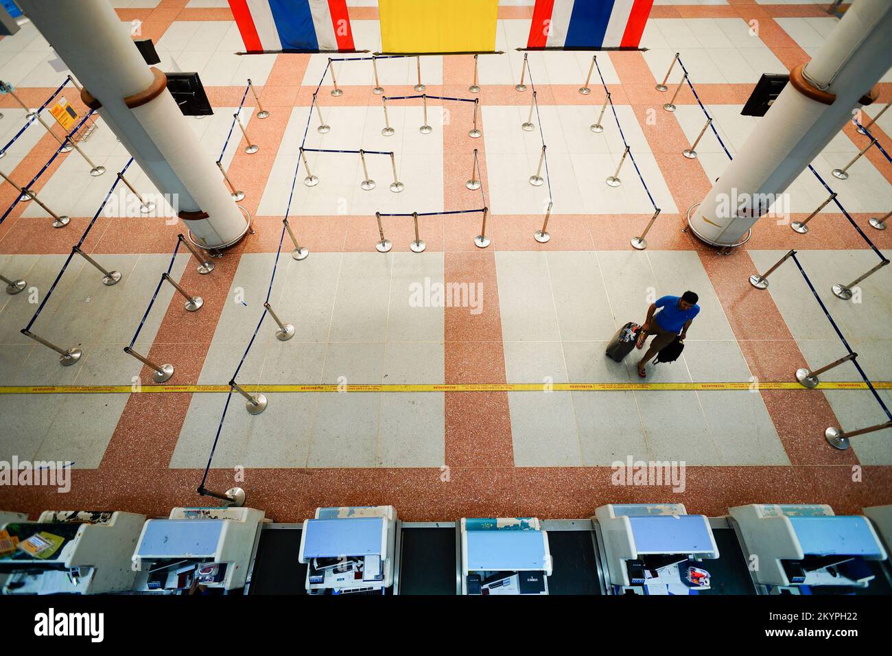PHUKET, THAÏLANDE, - 06 NOVEMBRE 2015 : intérieur de l'aéroport international de Phuket. L'aéroport joue un rôle majeur dans l'industrie touristique de la Thaïlande, comme Phu Banque D'Images