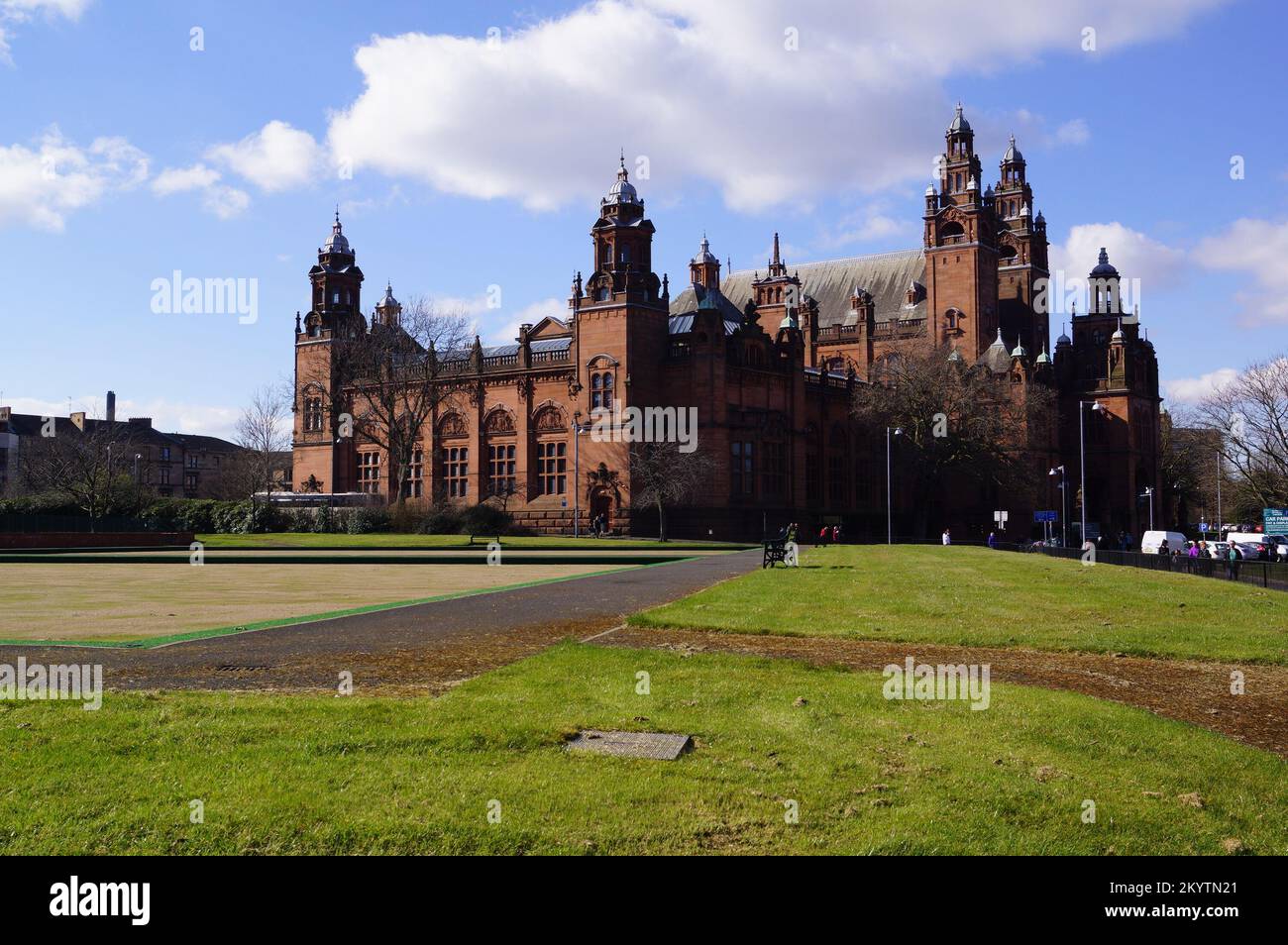 Glasgow, Écosse (Royaume-Uni) : l'élégant bâtiment de la galerie d'art et du musée Kelvingrove dans le parc Kelvingrove Banque D'Images