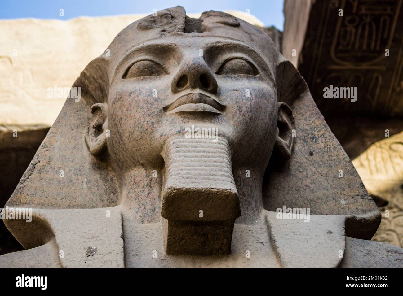 Statue de Ramses II Temple de Karnak. ElKarnak, gouvernorat de Louxor