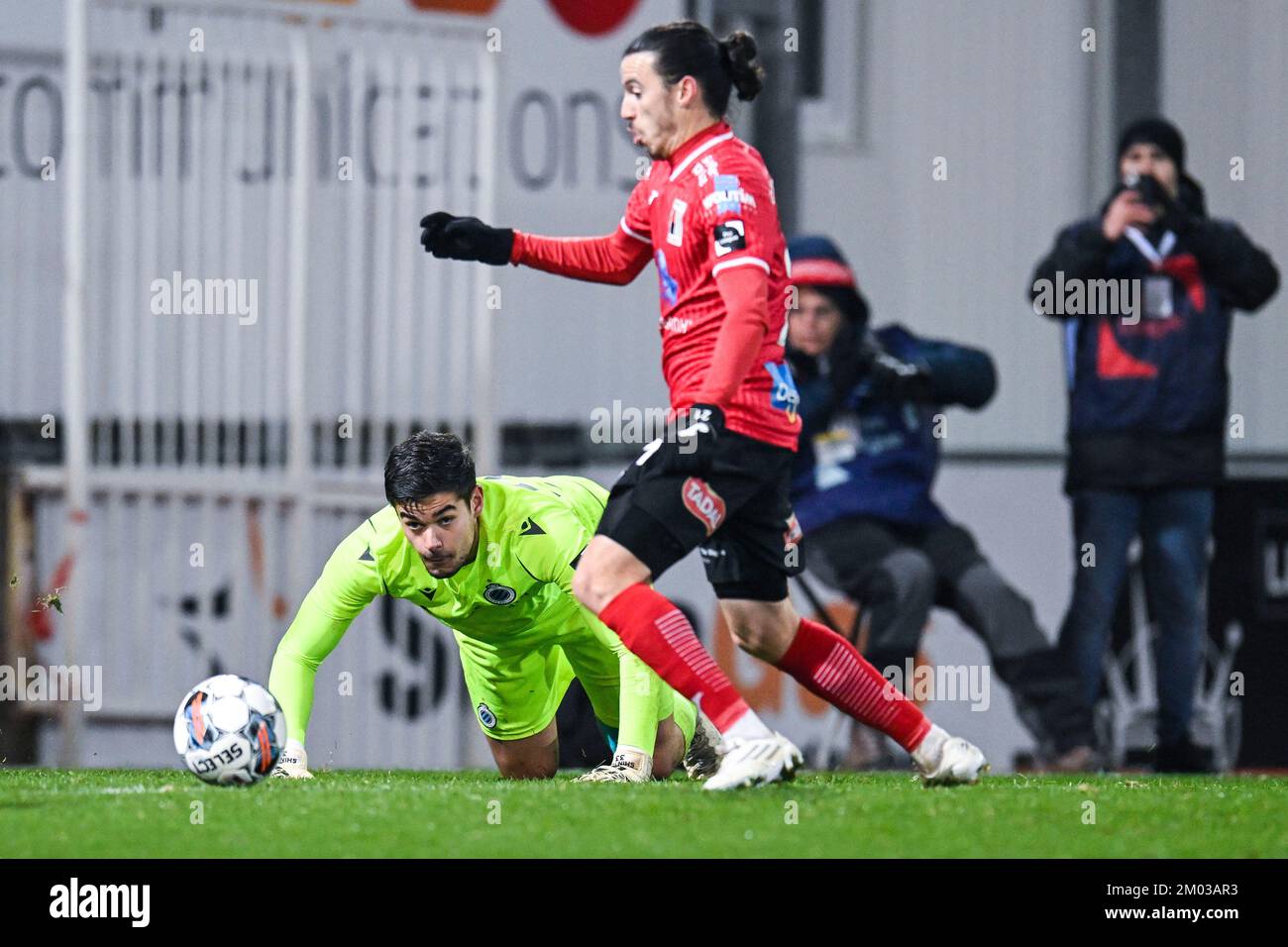 Nick Shinton, gardien de but du Club NXT, photographié en action lors d'un match de football entre le RWD Molenbeek et le Club NXT, le samedi 03 décembre 2022 à Bruxelles, le 16 e jour de la 2022-2023 'Challenger Pro League' 1B deuxième division du championnat belge. BELGA PHOTO TOM GOYVAERTS Banque D'Images