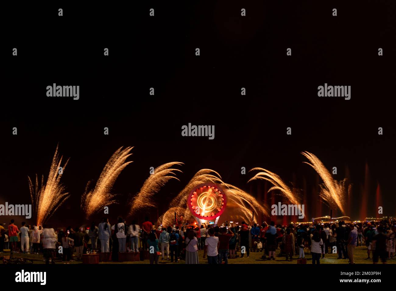 Doha Corniche Drone show avec Fire Works FIFA Fan Festival Corniche Banque D'Images