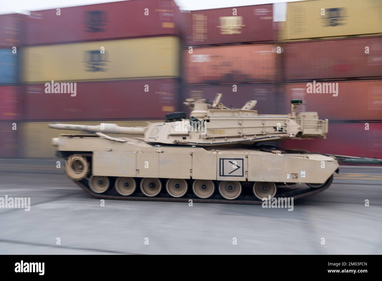 Gdynia, Pologne. 3rd décembre 2022. Arrivée de l'armée américaine 2nd Brigade blindée équipe de combat, 1st Division d'infanterie équipement militaire en théâtre comme support Atlantic Resolve © Wojciech Strozyk / Alay Live News Banque D'Images