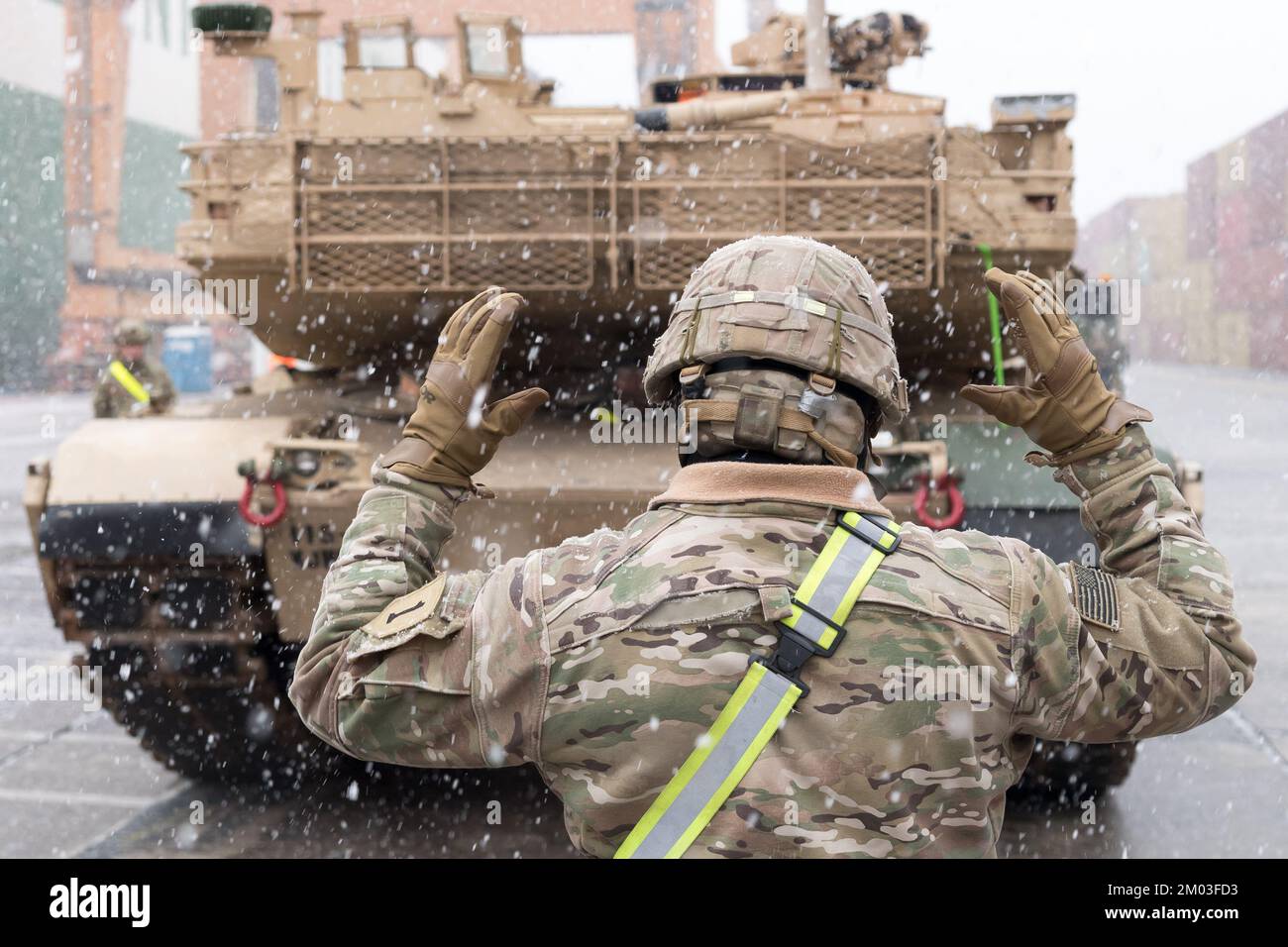 Gdynia, Pologne. 3rd décembre 2022. Arrivée de l'armée américaine 2nd Brigade blindée équipe de combat, 1st Division d'infanterie équipement militaire en théâtre comme support Atlantic Resolve © Wojciech Strozyk / Alay Live News Banque D'Images