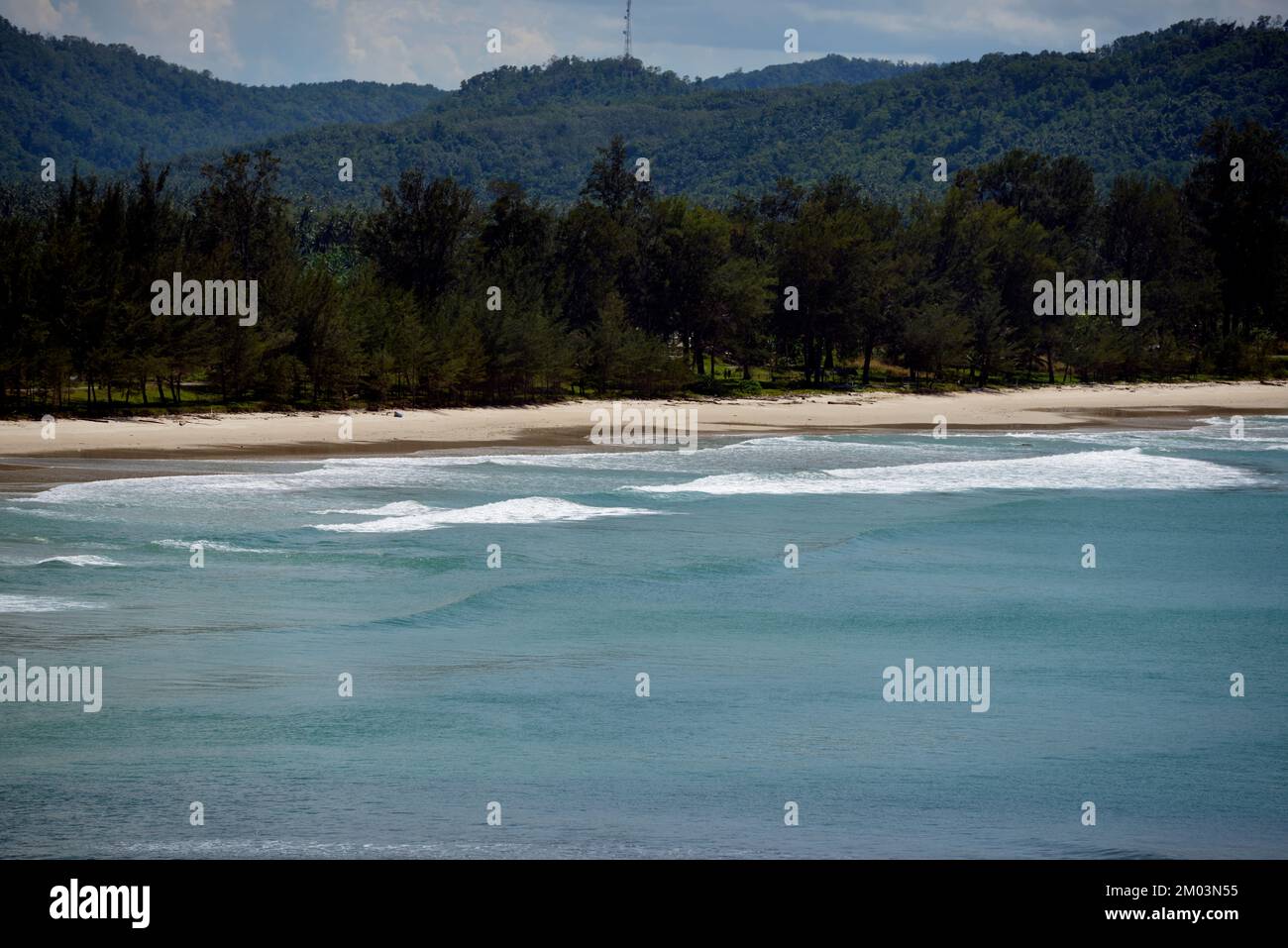 La plage intacte et immaculée de la pointe de Bornéo, Sabah, Malaisie. Banque D'Images
