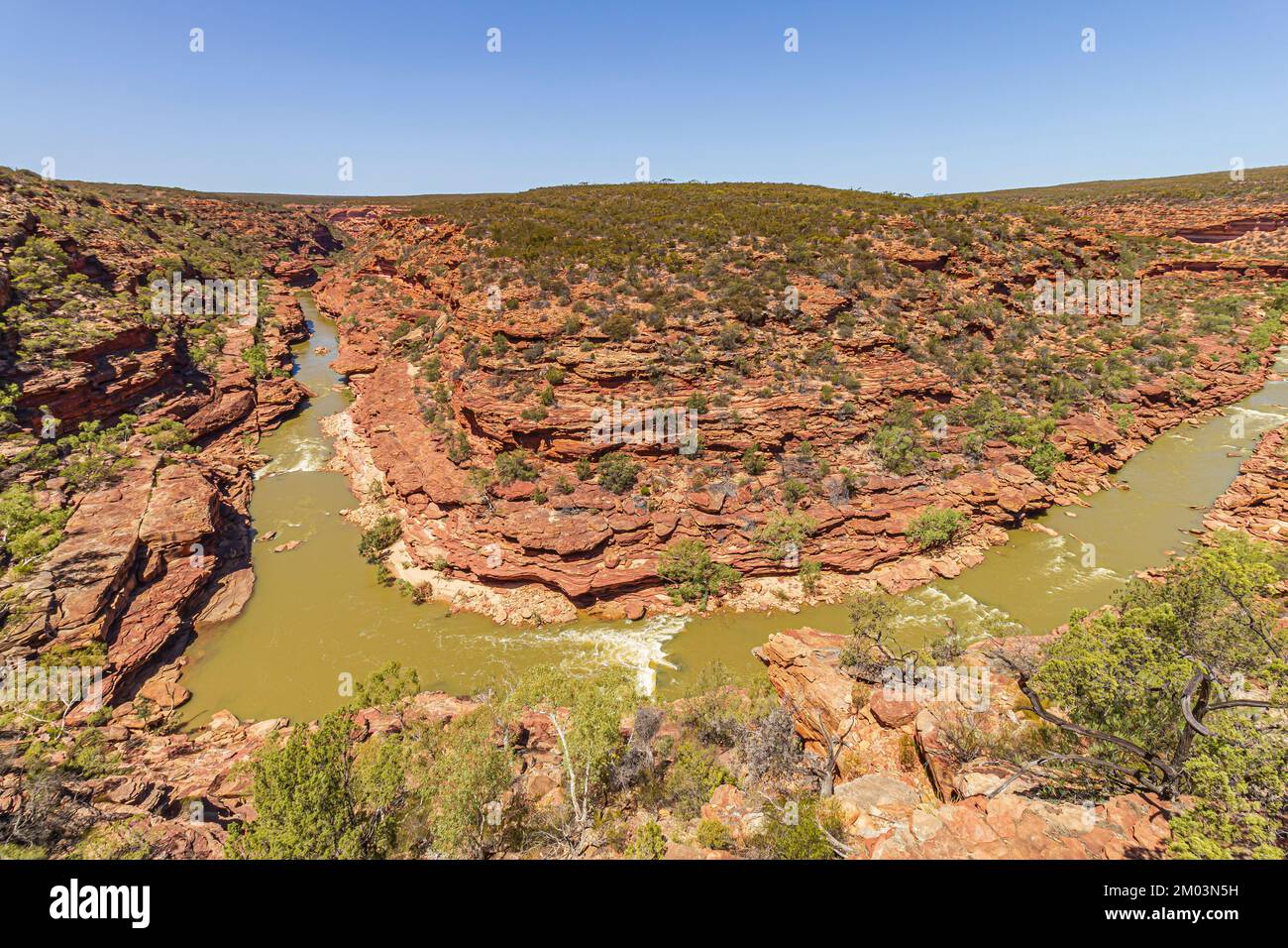 La vue de la courbe Z où la rivière Murchison se déforme brusquement à travers les gorges de grès dans le parc national de Kalbarri, Australie occidentale, Australie. Banque D'Images