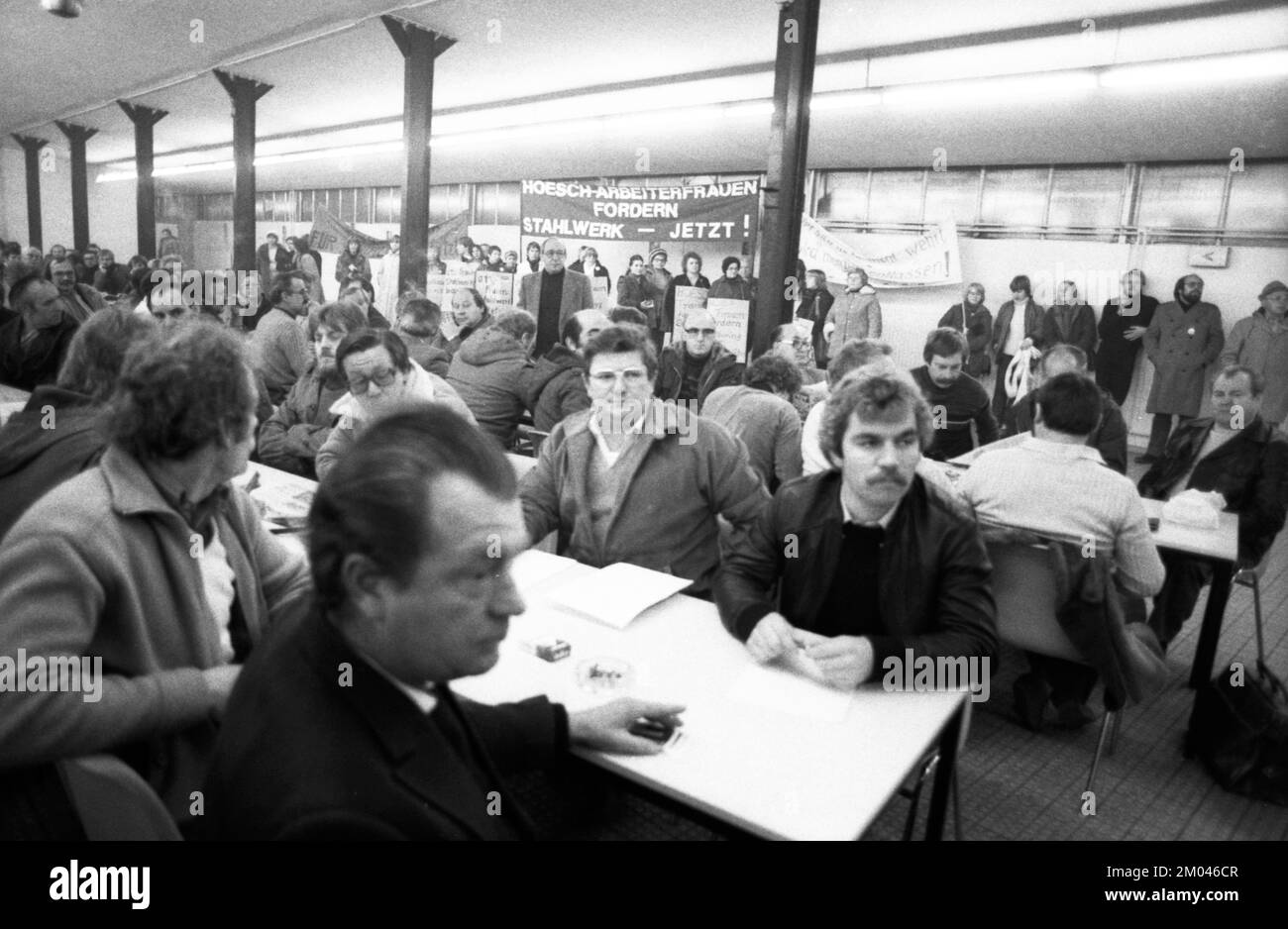 Réunion des délégués syndicaux d'IG Metall à Hoesch AG Westfalenhuette le 05.11.1980 à Dortmund, Allemagne, Europe Banque D'Images