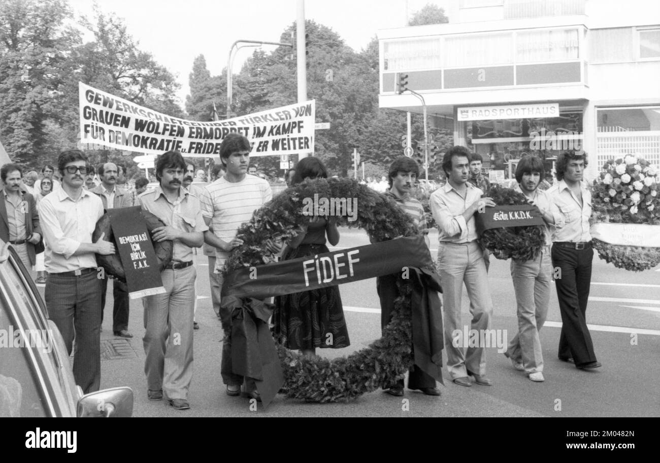 Marche silencieuse des Turcs, l'occasion a été le meurtre du dirigeant syndical Kemal Tuerkler à Istanbul. 24.07.1980, Cologne, Allemagne, Europe Banque D'Images